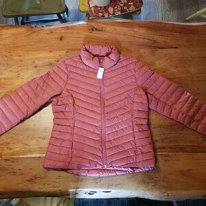 New Old Navy Red Puffer Jacket
